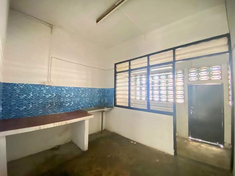 1-storey Terraced House for Sale in Taman Canning (Ipoh) - Cherie Chong - Kitchen - PropertyGuru.com.my