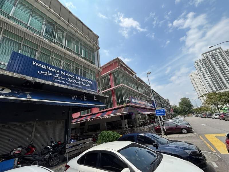 Shop for Sale in Taman Damansara Aliff (Tampoi) - Wee Howe - PropertyGuru.com.my