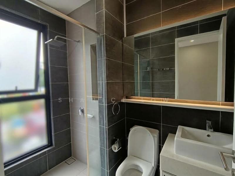 Kediaman Servis untuk Disewa di Le Pavillion - Shanice Low - Bathroom - PropertyGuru.com.my