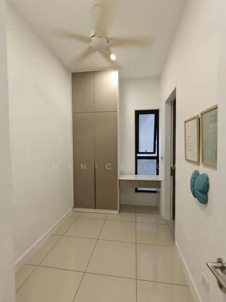 Kediaman Servis untuk Disewa di Le Pavillion - Shanice Low - Corridor - PropertyGuru.com.my
