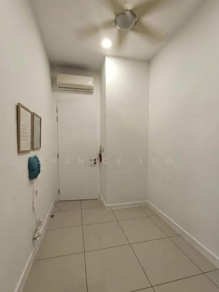 Kediaman Servis untuk Disewa di Le Pavillion - Shanice Low - Corridor - PropertyGuru.com.my