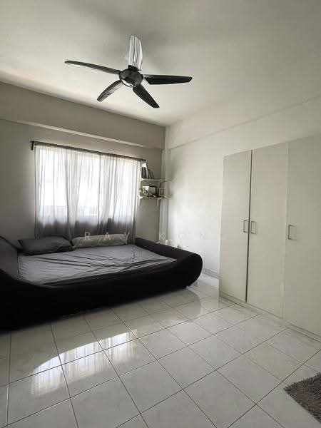 Kondominium untuk Disewa di Pelangi Damansara - Ray Kong - Bedroom - PropertyGuru.com.my