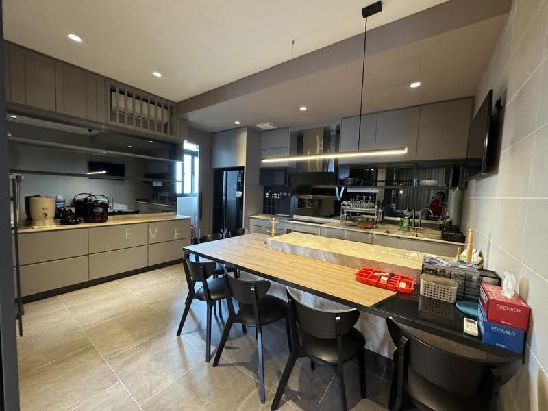 Condominium for Sale at Sky Condominium (Skyz Residence) - Evelyn Cheah - Kitchen - PropertyGuru.com.my