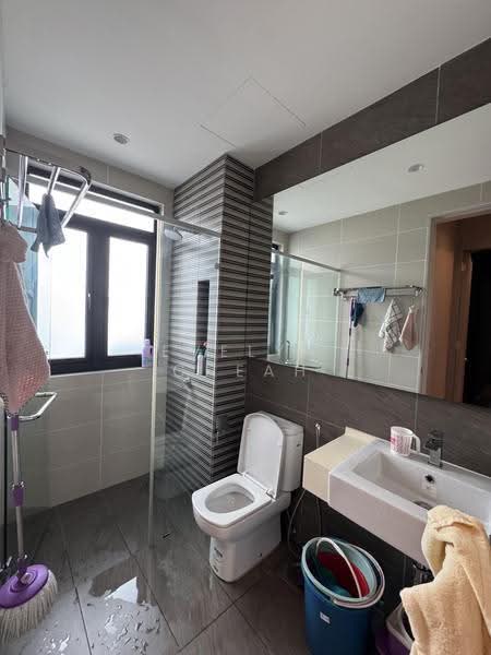 Condominium for Sale at Sky Condominium (Skyz Residence) - Evelyn Cheah - Bathroom - PropertyGuru.com.my
