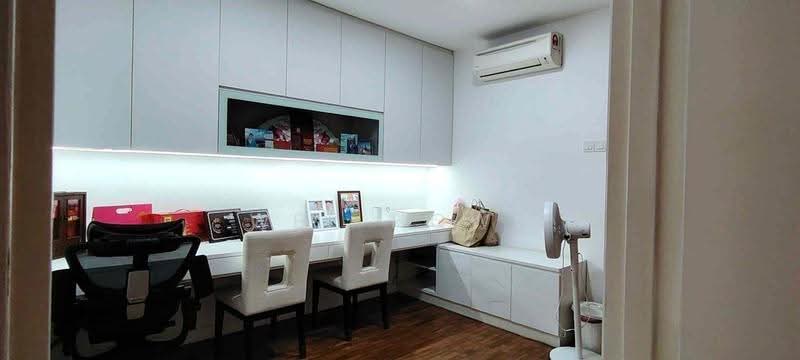Rumah Teres 2-Tingkat untuk Dijual di Taman Sutera (Johor Bahru) - Wee Howe - Study - PropertyGuru.com.my