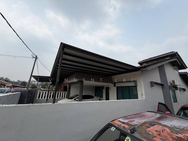 1-storey Terraced House for Sale in Skudai (Johor) - Vincent Lai - Exterior - PropertyGuru.com.my