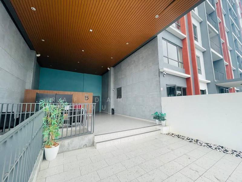 Apartment for Sale at E'Island Lake Haven - Rafedah Binti Abdul Aziz - Lobby - PropertyGuru.com.my