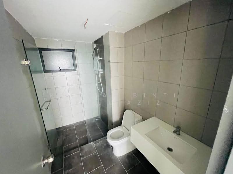 Apartment for Sale at E'Island Lake Haven - Rafedah Binti Abdul Aziz - Bathroom - PropertyGuru.com.my