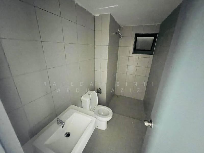 Apartment for Sale at E'Island Lake Haven - Rafedah Binti Abdul Aziz - Bathroom - PropertyGuru.com.my