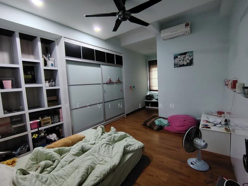 2-storey Terraced House for Sale in Bandar Kinrara Seksyen 8 (Bandar Kinrara) - Kelvin Lian - Bedroom - PropertyGuru.com.my