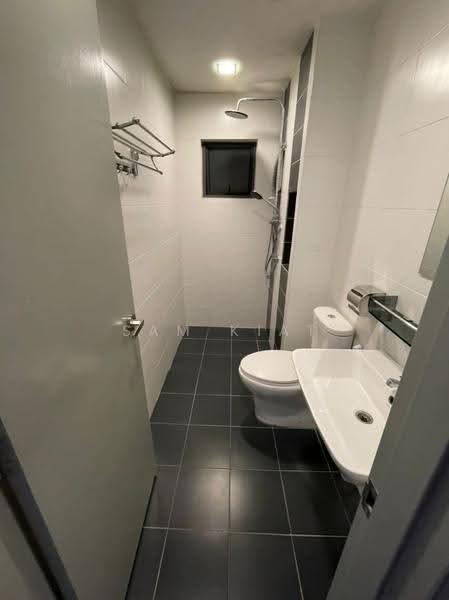 Kediaman Servis untuk Disewa di Residensi Dian II - SAM KIAT - Bathroom - PropertyGuru.com.my