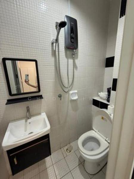 Kediaman Servis untuk Disewa di The Sky Executive Suites - Chloe Ying - Bathroom - PropertyGuru.com.my