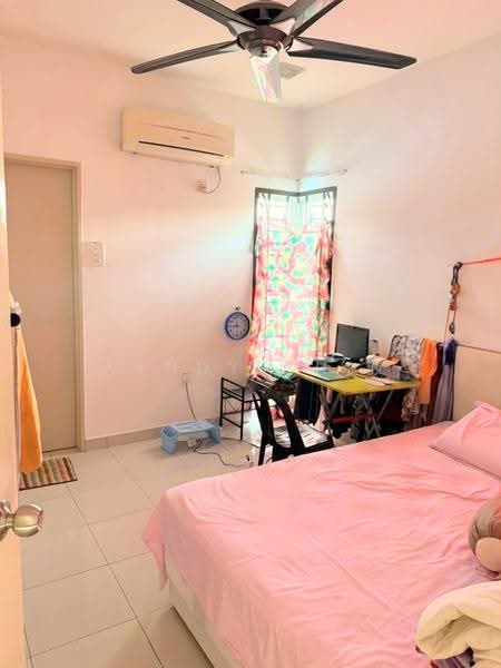 2-storey Terraced House for Rent in Taman Putra Prima (Puchong) - Wendy Chin - Bedroom - PropertyGuru.com.my