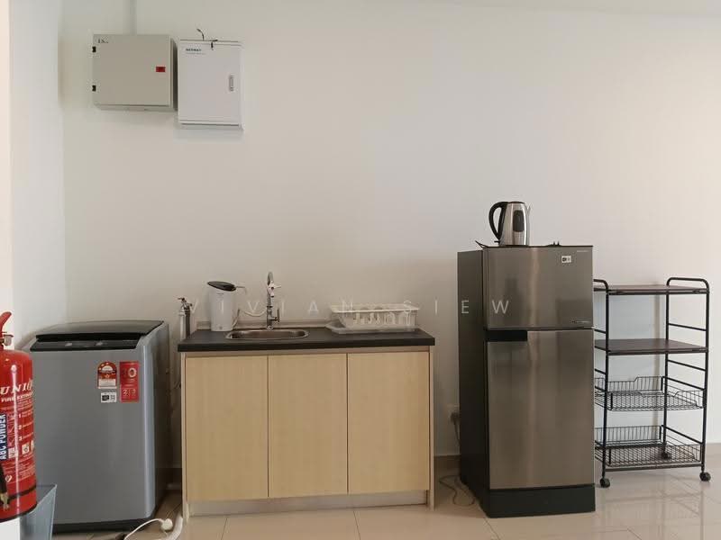 Service Residence for Rent at Pinnacle Petaling Jaya - Vivian Siew - Kitchen - PropertyGuru.com.my