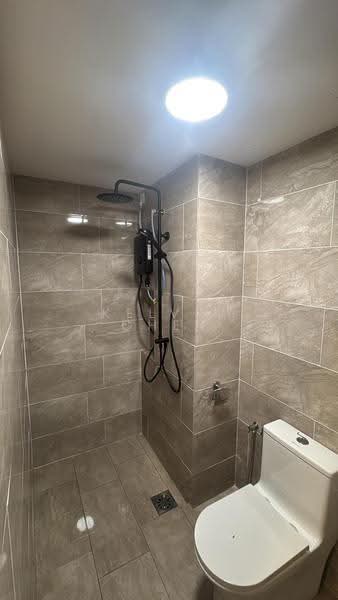 Kediaman Servis untuk Disewa di M Arisa - Kelvin Chen - Bathroom - PropertyGuru.com.my