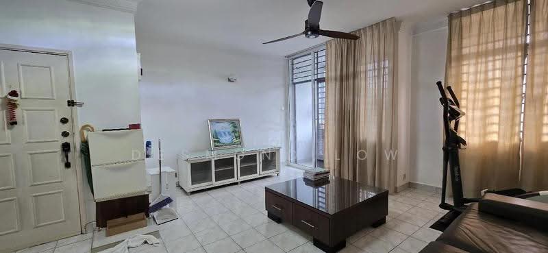 Pangsapuri untuk Disewa di Manor Apartment - Desmond Low - Living Room - PropertyGuru.com.my