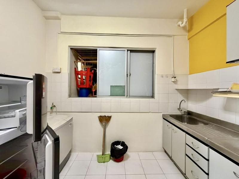 Pangsapuri untuk Dijual di Symphony Park - Lee Xue Chen - Kitchen - PropertyGuru.com.my