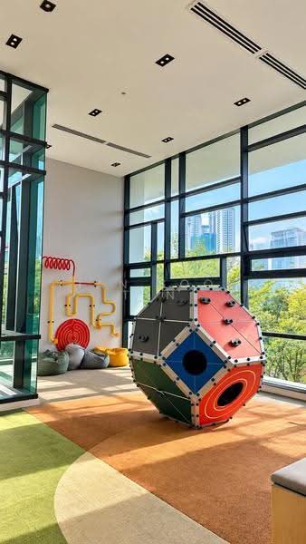 Kediaman Servis untuk Dijual di Vogue Suites One - Tian Soon Tan - Interior - PropertyGuru.com.my