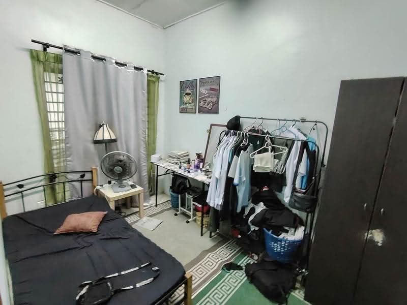 2.5-storey Terraced House for Sale in Puchong (Selangor) - HL Lau - Bedroom - PropertyGuru.com.my