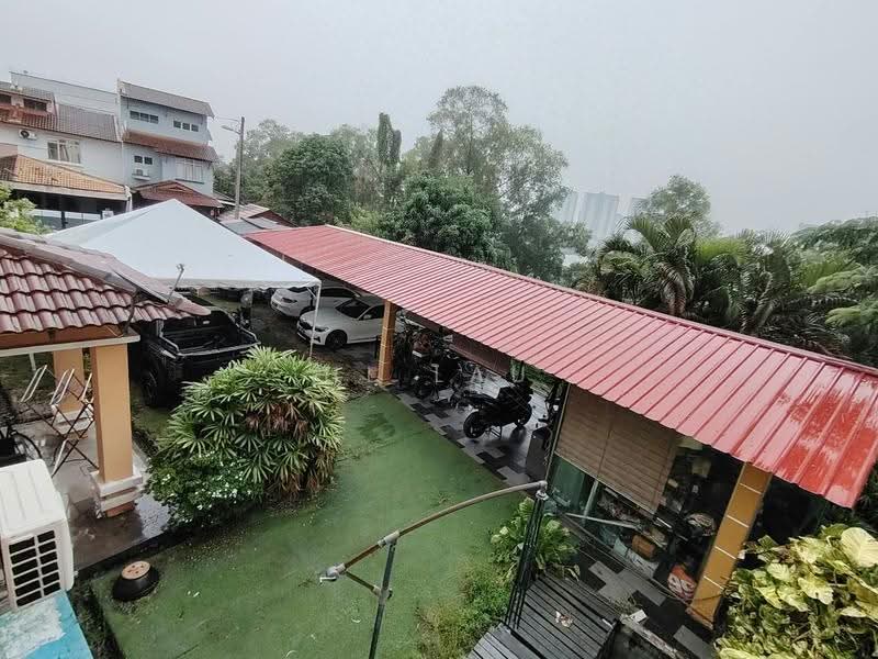 2.5-storey Terraced House for Sale in Puchong (Selangor) - HL Lau - Exterior - PropertyGuru.com.my