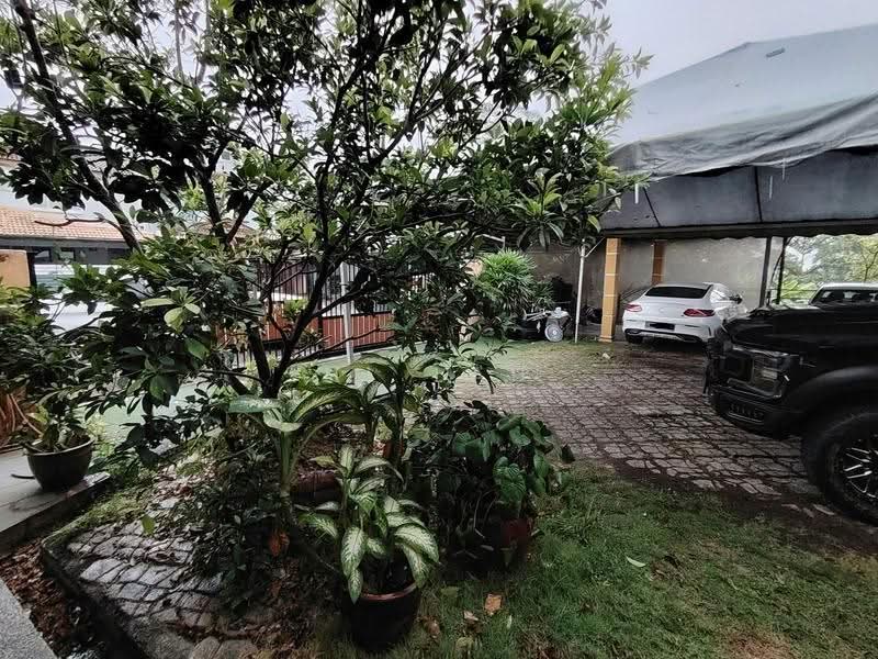 2.5-storey Terraced House for Sale in Puchong (Selangor) - HL Lau - Exterior - PropertyGuru.com.my