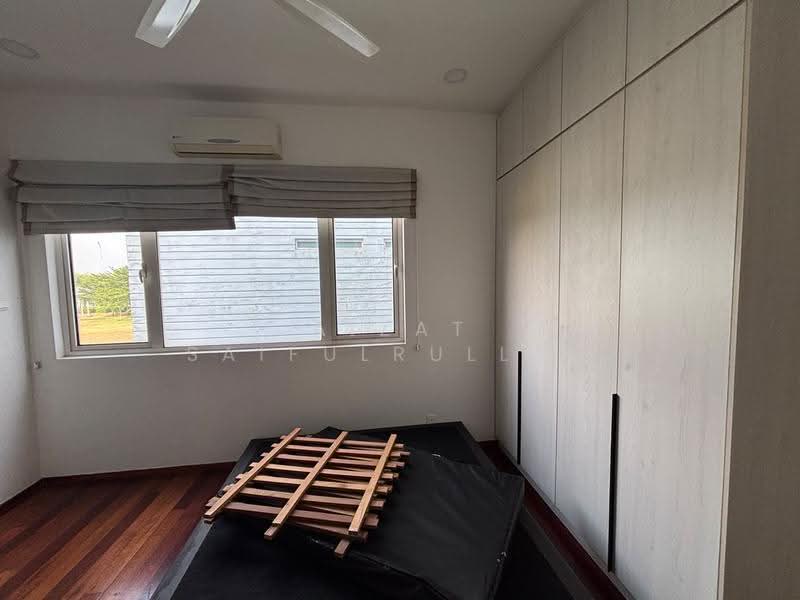 Rumah Banglo untuk Disewa di Lakefront Villa (Cyberjaya) - Aizat Saifulrullah - Bedroom - PropertyGuru.com.my