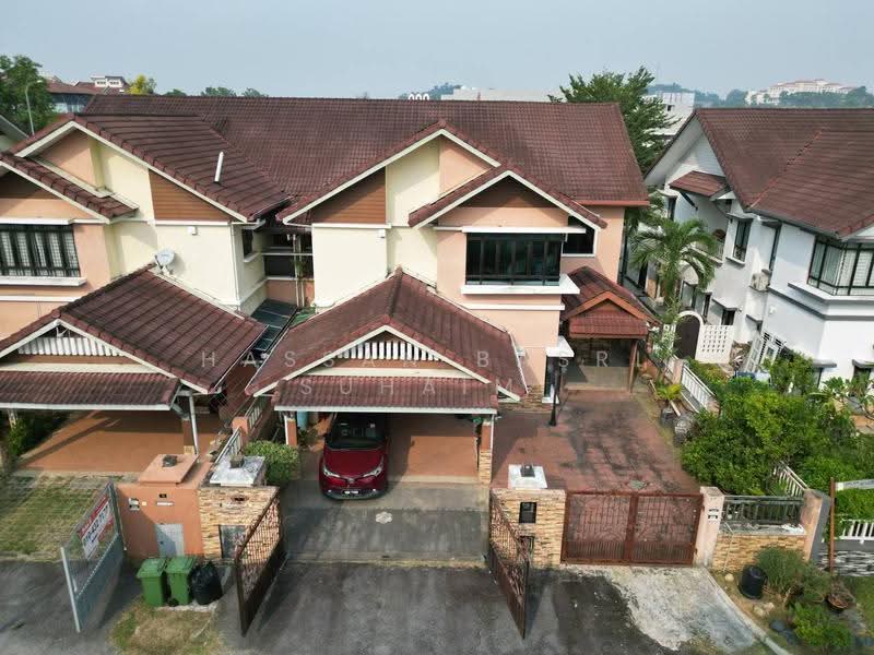 Semi-Detached House for Sale in Bandar Baru Bangi (Selangor) - Hassan Basri Suhaimi - Exterior - PropertyGuru.com.my