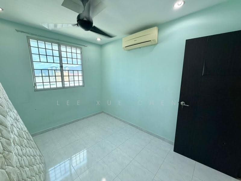 Pangsapuri untuk Dijual di Taman Kheng Tian - Lee Xue Chen - Bedroom - PropertyGuru.com.my