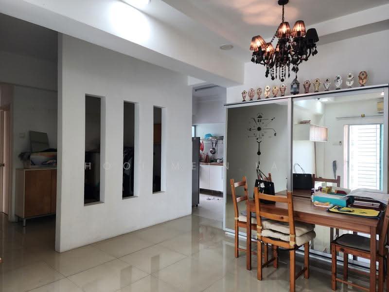 Kondominium untuk Dijual di The Heron Residency - Hooi Mein Lai - Dining Room - PropertyGuru.com.my