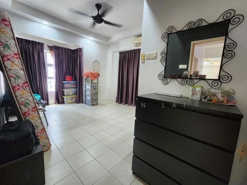 Kondominium untuk Dijual di The Heron Residency - Hooi Mein Lai - Master Room - PropertyGuru.com.my