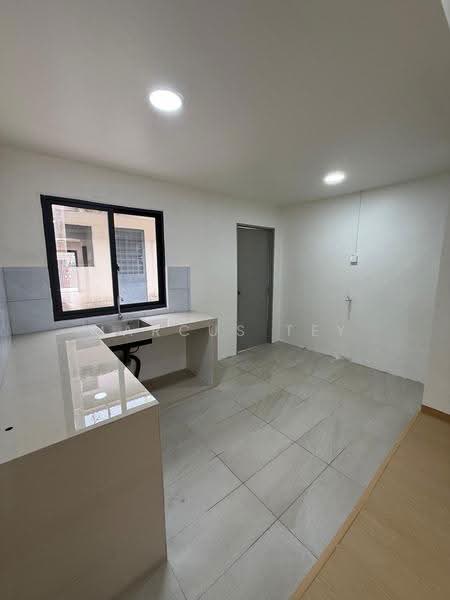 2-storey Terraced House for Sale in Taman Kota Masai (Pasir Gudang) - Marcus Tey - Kitchen - PropertyGuru.com.my