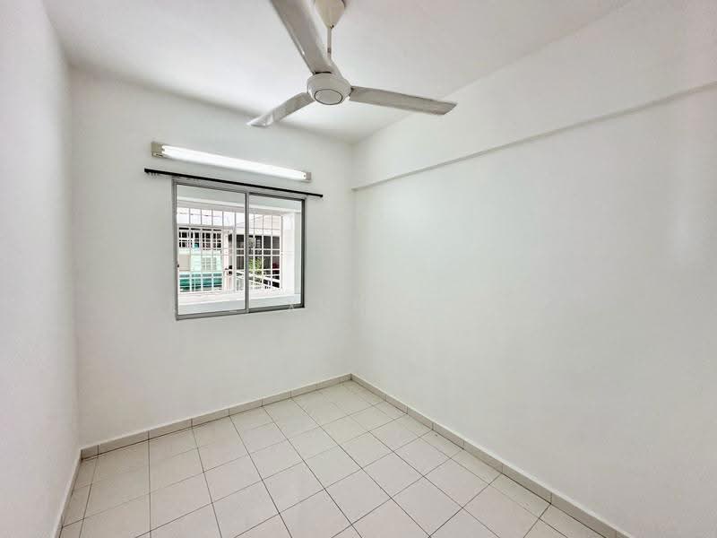 Pangsapuri untuk Dijual di Taman Kang Har Tong - Lee Xue Chen - Interior - PropertyGuru.com.my