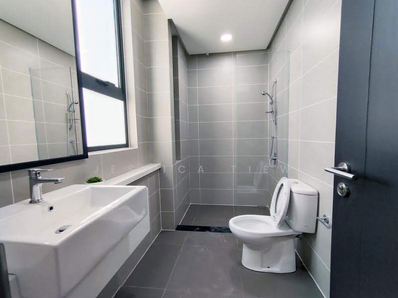 Rumah Teres untuk Disewa di Medini (Iskandar Puteri (Nusajaya)) - Jessica Tiew - Bathroom - PropertyGuru.com.my