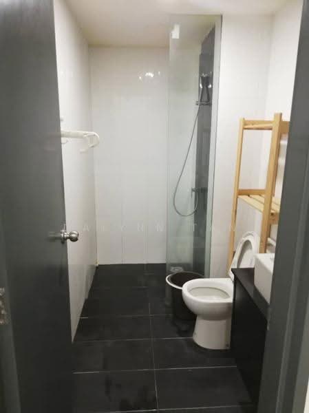 Kediaman Servis untuk Disewa di Menara Suria (V12) - Dalynn Tan - Bathroom - PropertyGuru.com.my