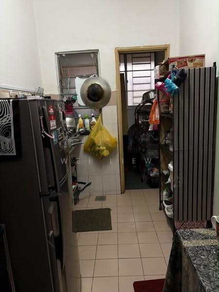 Apartment for Sale at Residensi Bistaria - Wei Liew - Kitchen - PropertyGuru.com.my