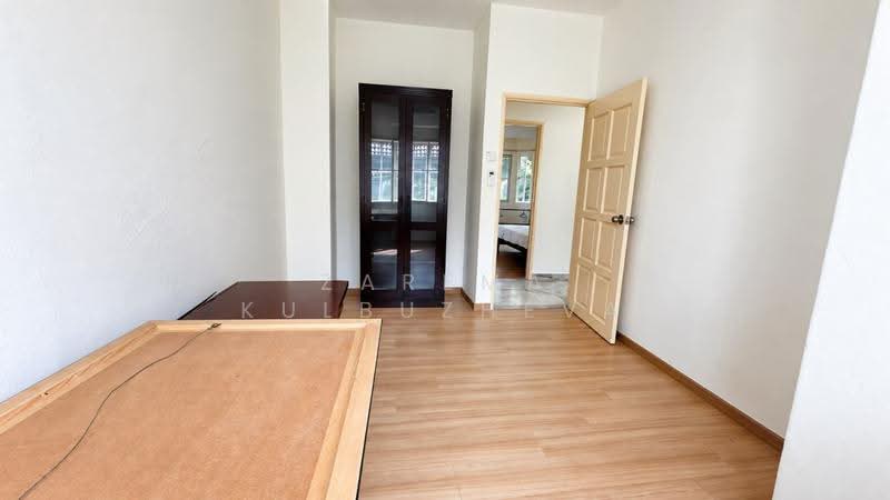 Kondominium untuk Dijual di Tiara Damansara - Zarema Kulbuzheva - Bedroom - PropertyGuru.com.my