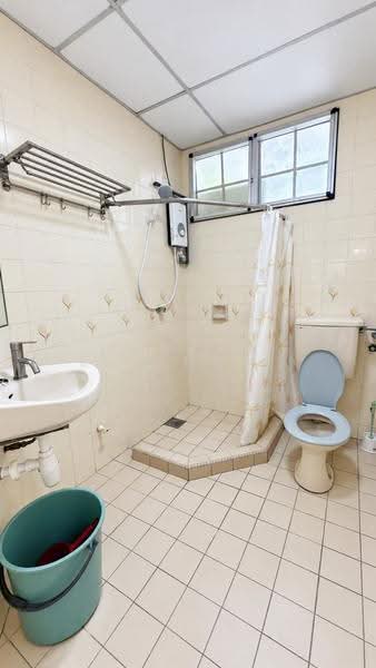 Kondominium untuk Dijual di Tiara Damansara - Zarema Kulbuzheva - Bathroom - PropertyGuru.com.my