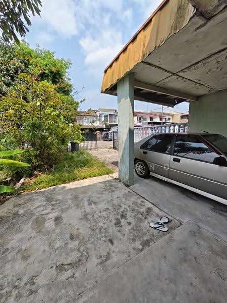 2-storey Terraced House for Sale in Taman Sri Bahagia (Tampoi) - Jack Wong - Exterior - PropertyGuru.com.my
