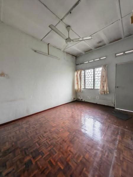 2-storey Terraced House for Sale in Taman Sri Bahagia (Tampoi) - Jack Wong - Interior - PropertyGuru.com.my