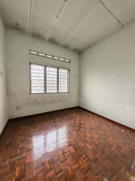 2-storey Terraced House for Sale in Taman Sri Bahagia (Tampoi) - Jack Wong - Interior - PropertyGuru.com.my