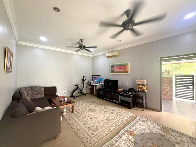 Semi-Detached House for Sale in Bandar Seri Putra (Bangi) - Ai Faizal - PropertyGuru.com.my