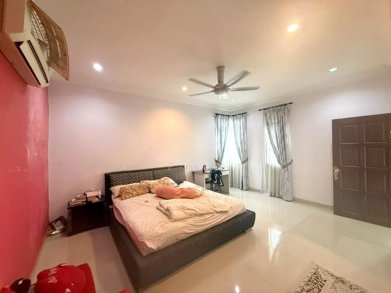 Semi-Detached House for Sale in Bandar Seri Putra (Bangi) - Ai Faizal - PropertyGuru.com.my