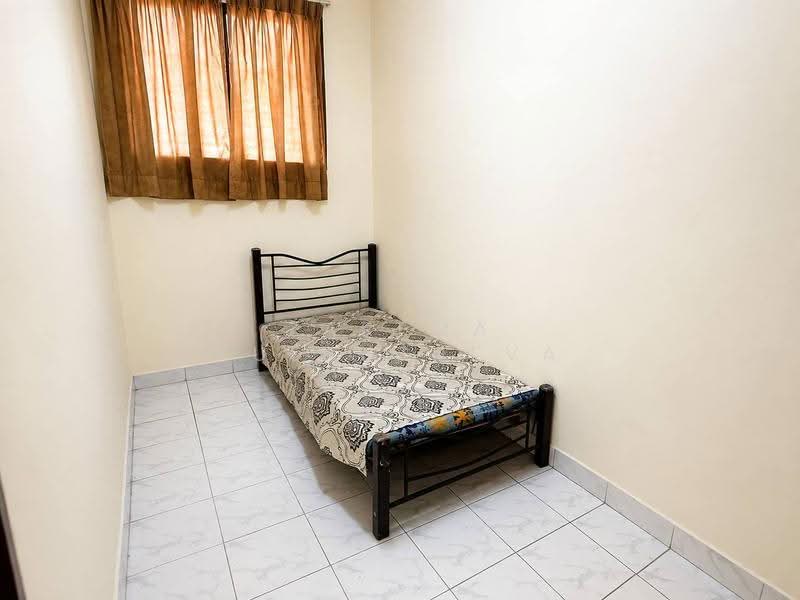 Apartment for Sale at Palm Court Apartment - Zarema Kulbuzheva - Bedroom - PropertyGuru.com.my