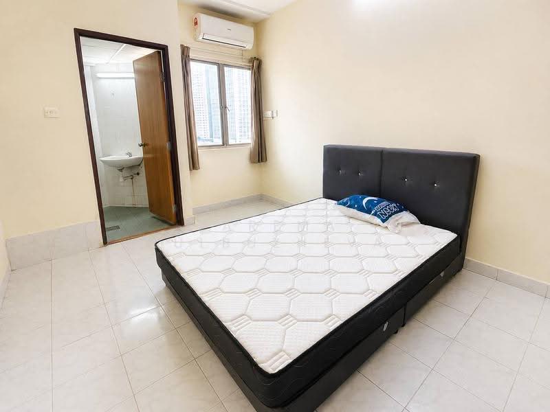 Apartment for Sale at Palm Court Apartment - Zarema Kulbuzheva - Bedroom - PropertyGuru.com.my