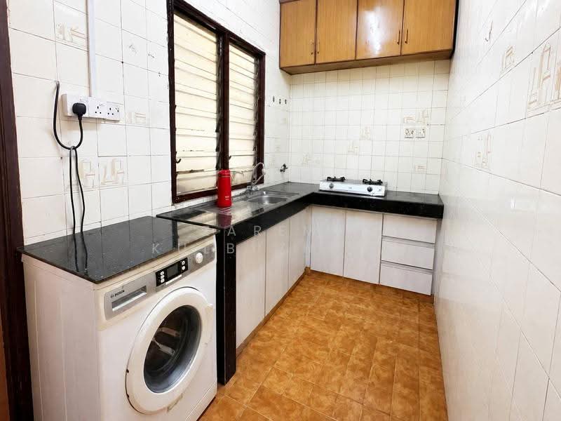 Apartment for Sale at Palm Court Apartment - Zarema Kulbuzheva - Kitchen - PropertyGuru.com.my