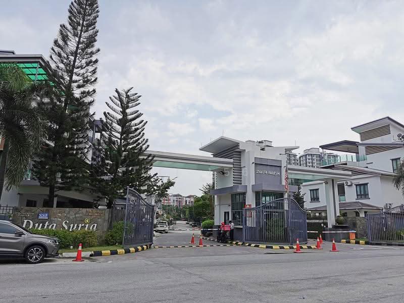 Semi-Detached House for Rent in Ampang (Selangor) - Lee 156 - PropertyGuru.com.my