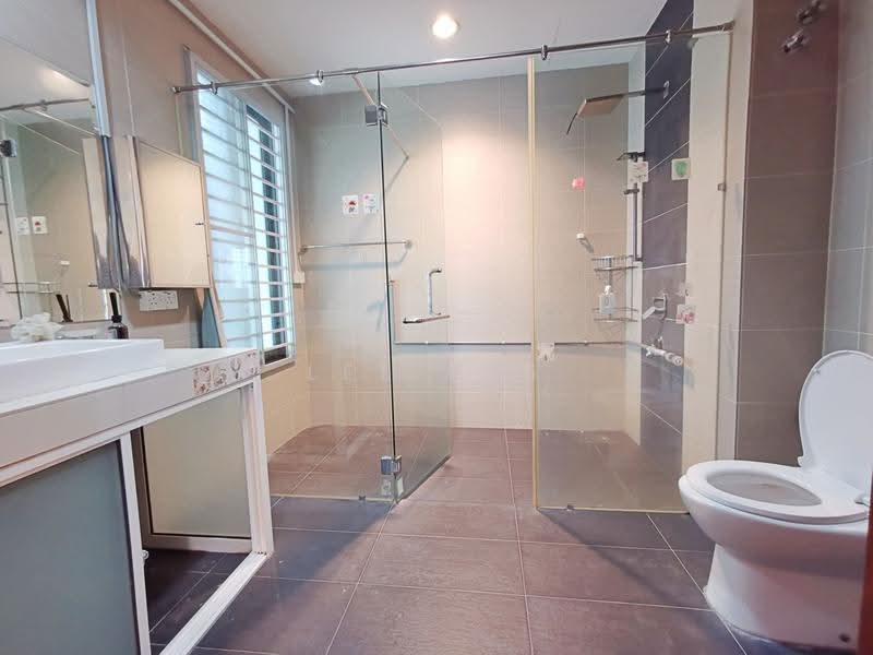 Semi-Detached House for Rent in Ampang (Selangor) - Lee 156 - Bathroom - PropertyGuru.com.my