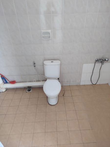 2-storey Terraced House for Rent in Taman Seri Indah (Batu Maung) - Joyce Lim - Bathroom - PropertyGuru.com.my
