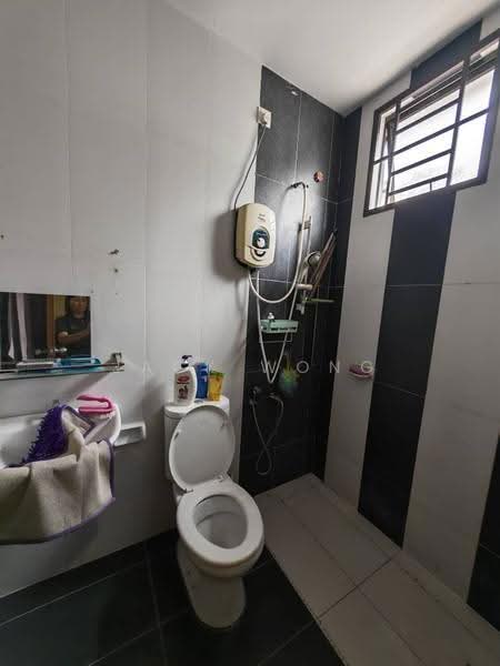 2-storey Terraced House for Sale in Taman Bestari Indah (Ulu Tiram) - Jack Wong - Bathroom - PropertyGuru.com.my