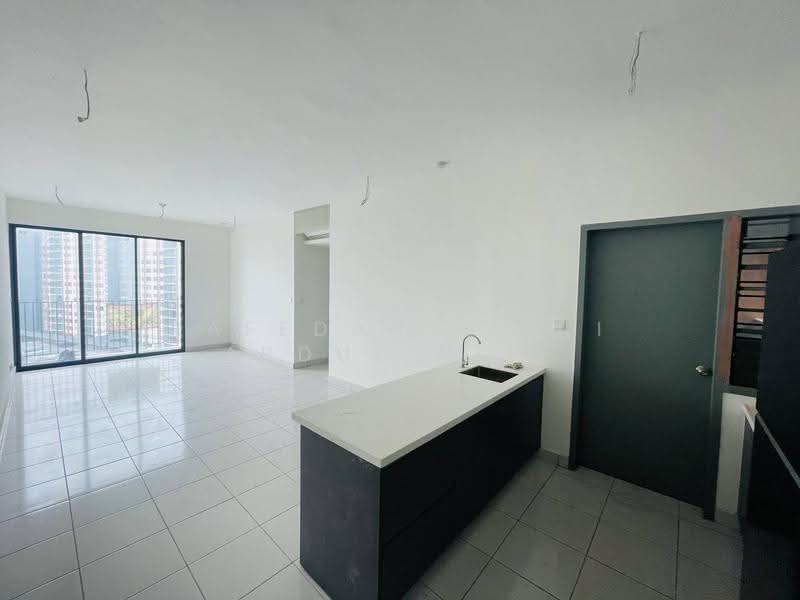 Service Residence for Sale at E'Island Lake Haven - Rafedah Binti Abdul Aziz - Living room - PropertyGuru.com.my